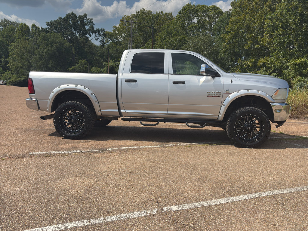 Used 2014 RAM 2500 Tradesman w/ Chrome Appearance Group AWD/4WD image 3