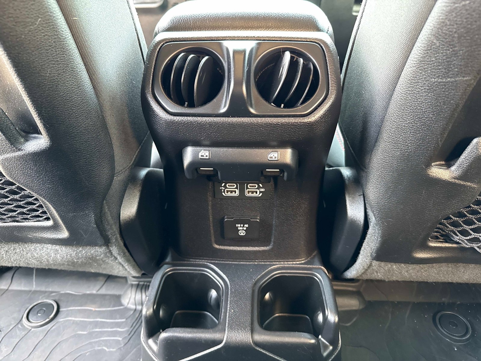 Used 2019 Jeep Wrangler Unlimited Rubicon AWD/4WD image 15