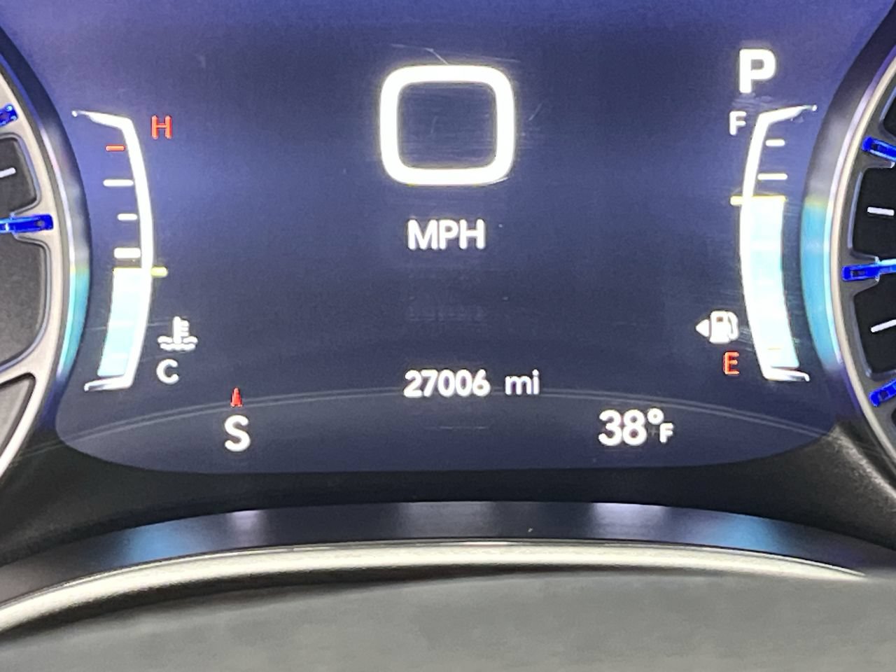 Used 2025 Chrysler Pacifica Select FWD image 16