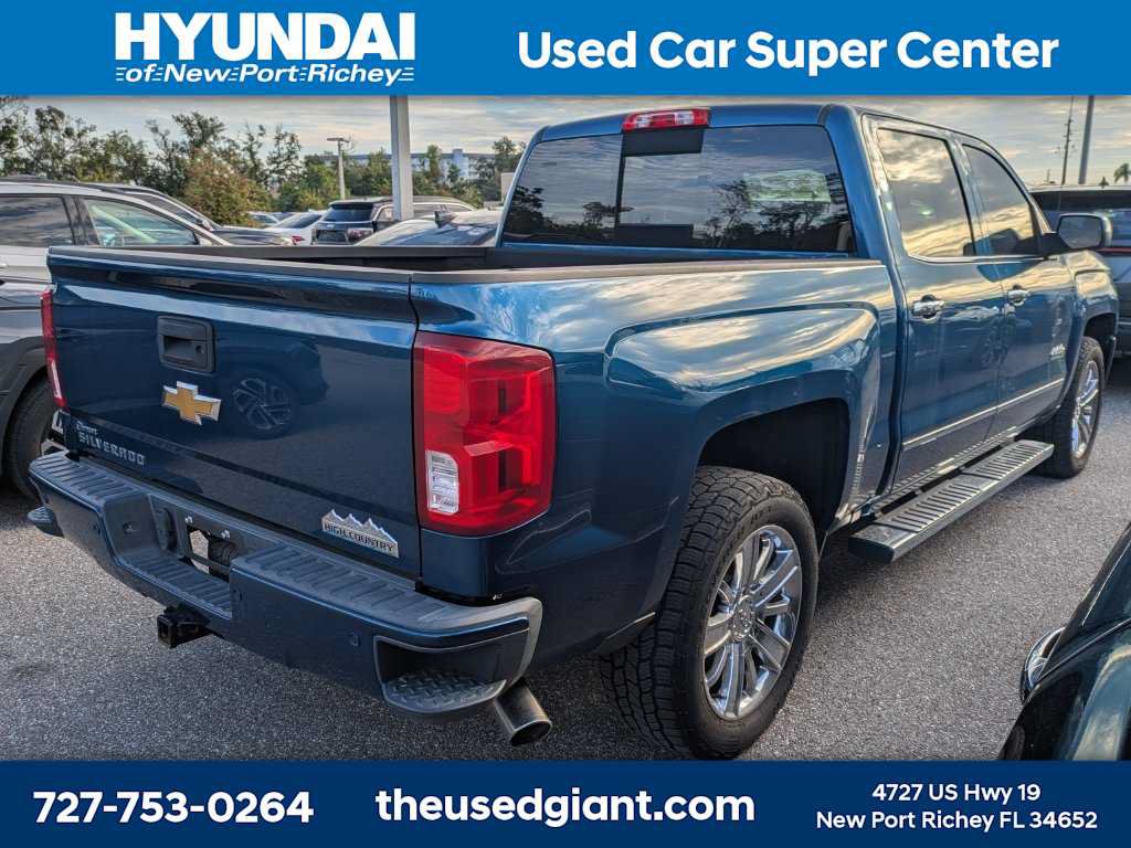 Used 2018 Chevrolet Silverado 1500 High Country RWD image 2