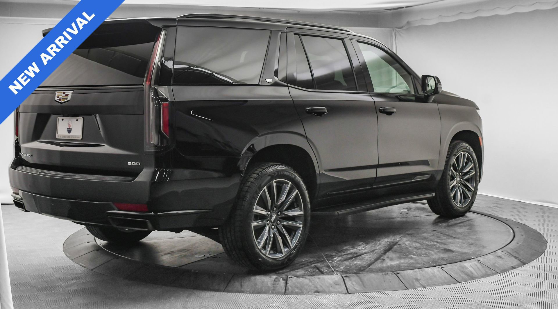 Used 2024 Cadillac Escalade Sport image 11