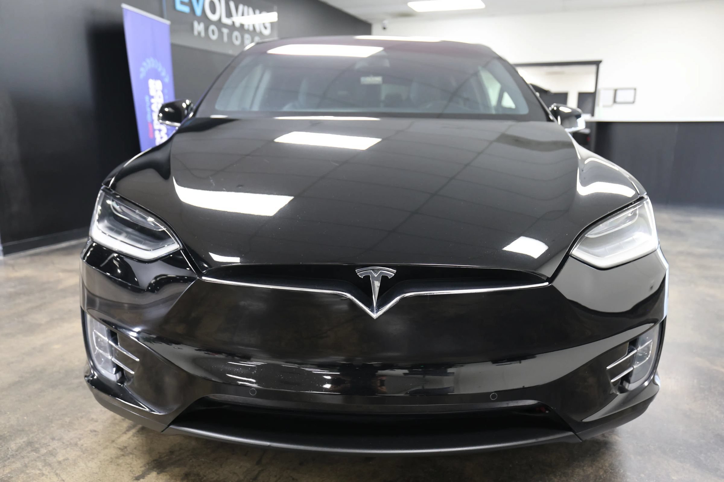 Used 2018 Tesla Model X 100D AWD/4WD image 6