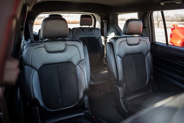 Used 2023 Jeep Grand Cherokee L Laredo image 26