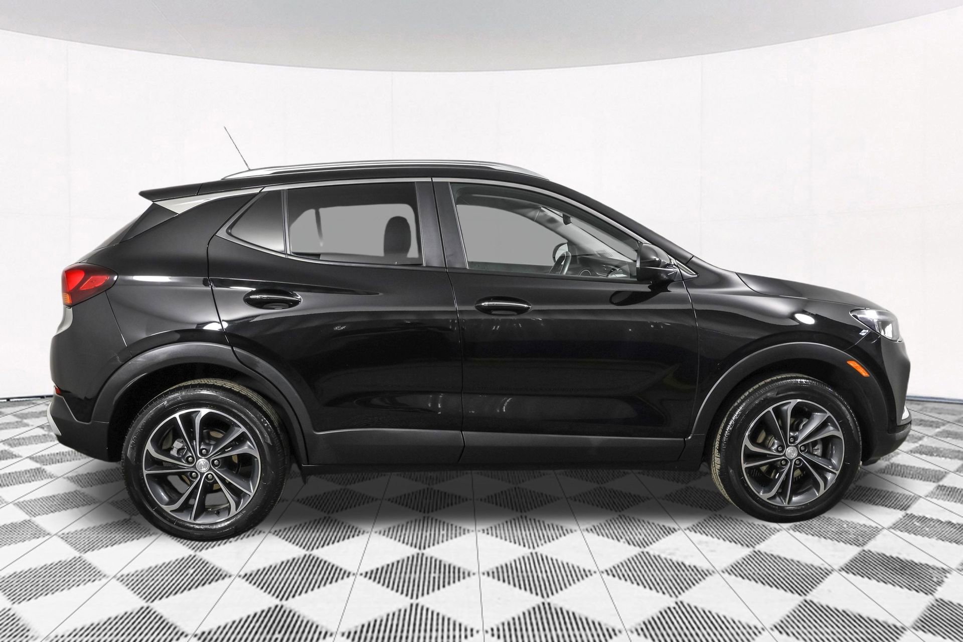 Used 2023 Buick Encore GX Select w/ Safety Package II AWD/4WD image 12