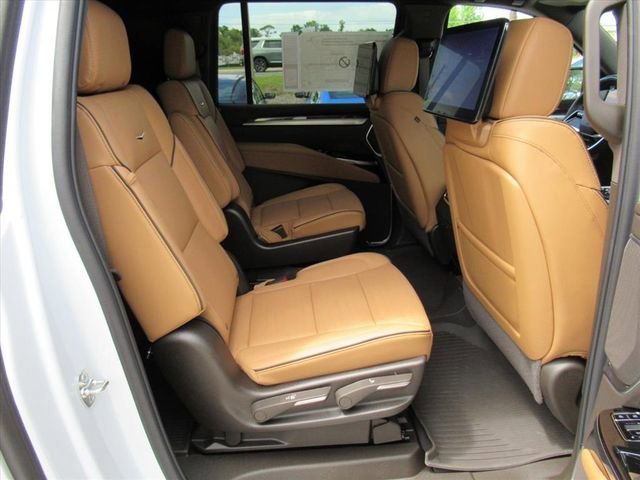 New 2026 Cadillac Escalade ESV Luxury w/ Touring Package image 34