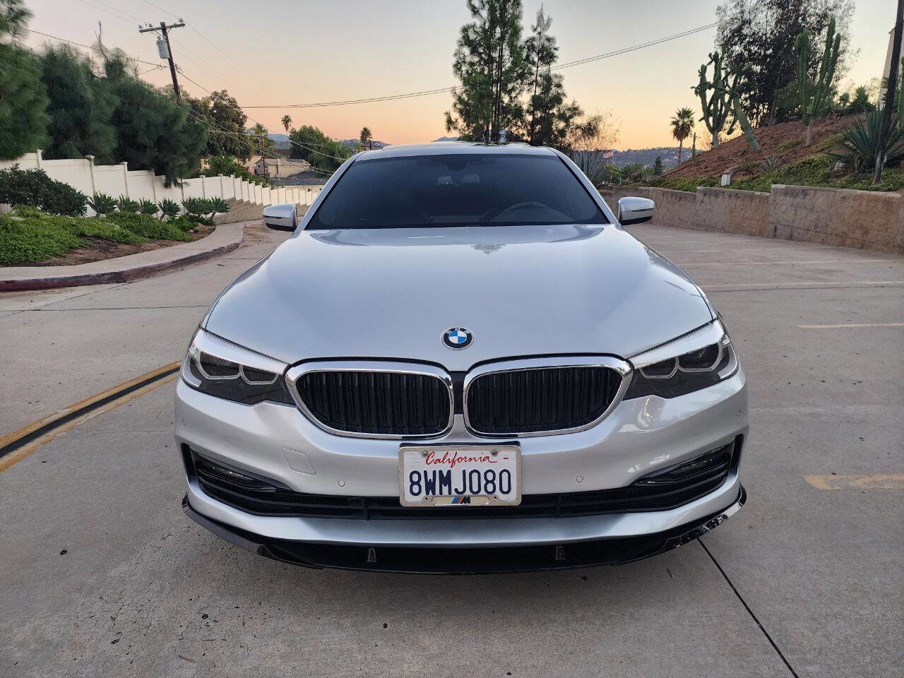 Used 2018 BMW 530i image 3