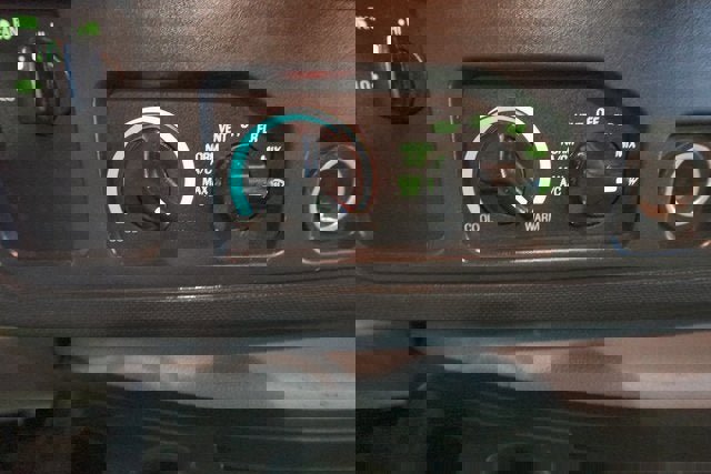 Used 2009 Ford E-350 and Econoline 350 Super Duty image 16