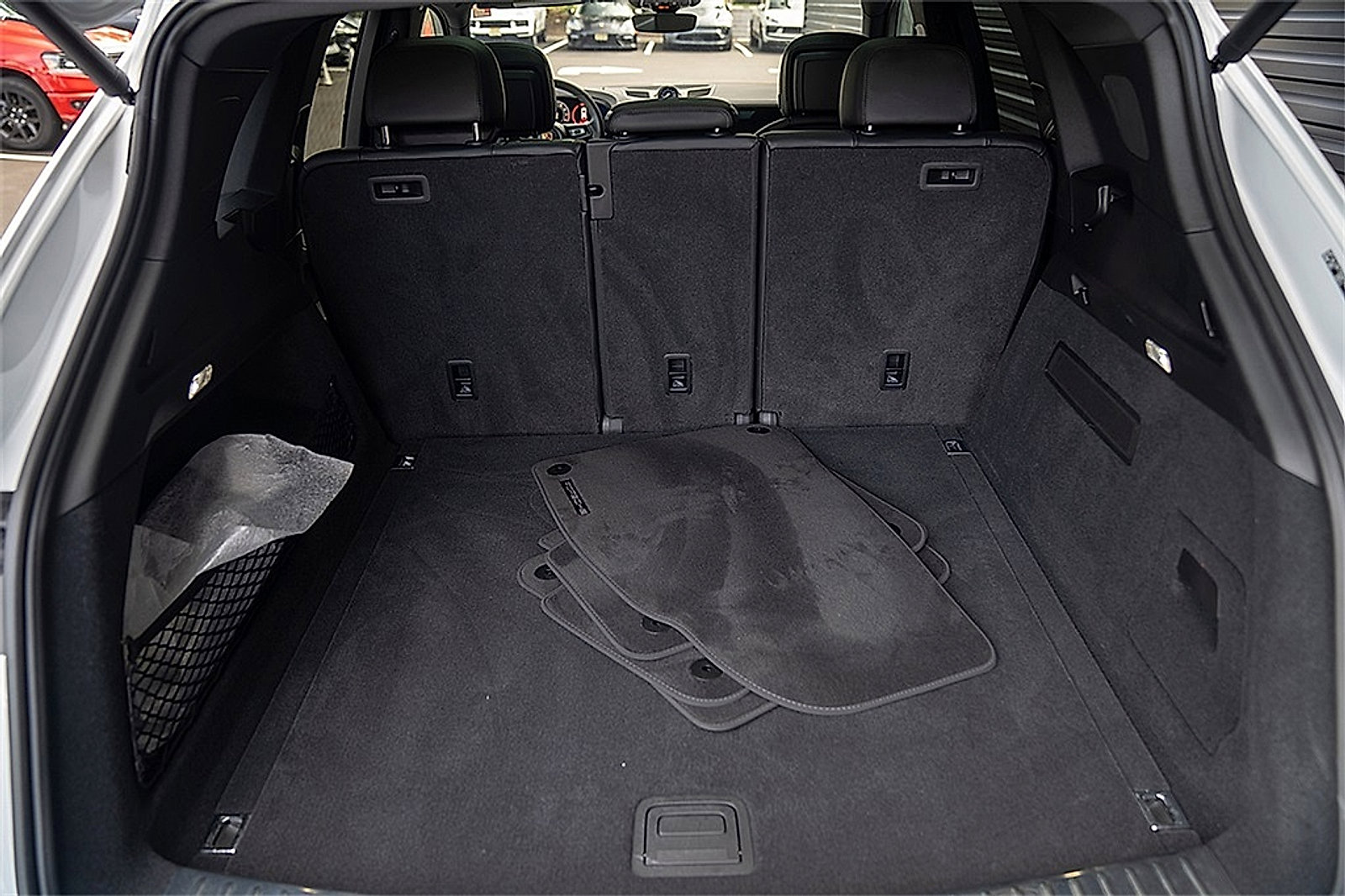 Used 2025 Porsche Cayenne S image 22