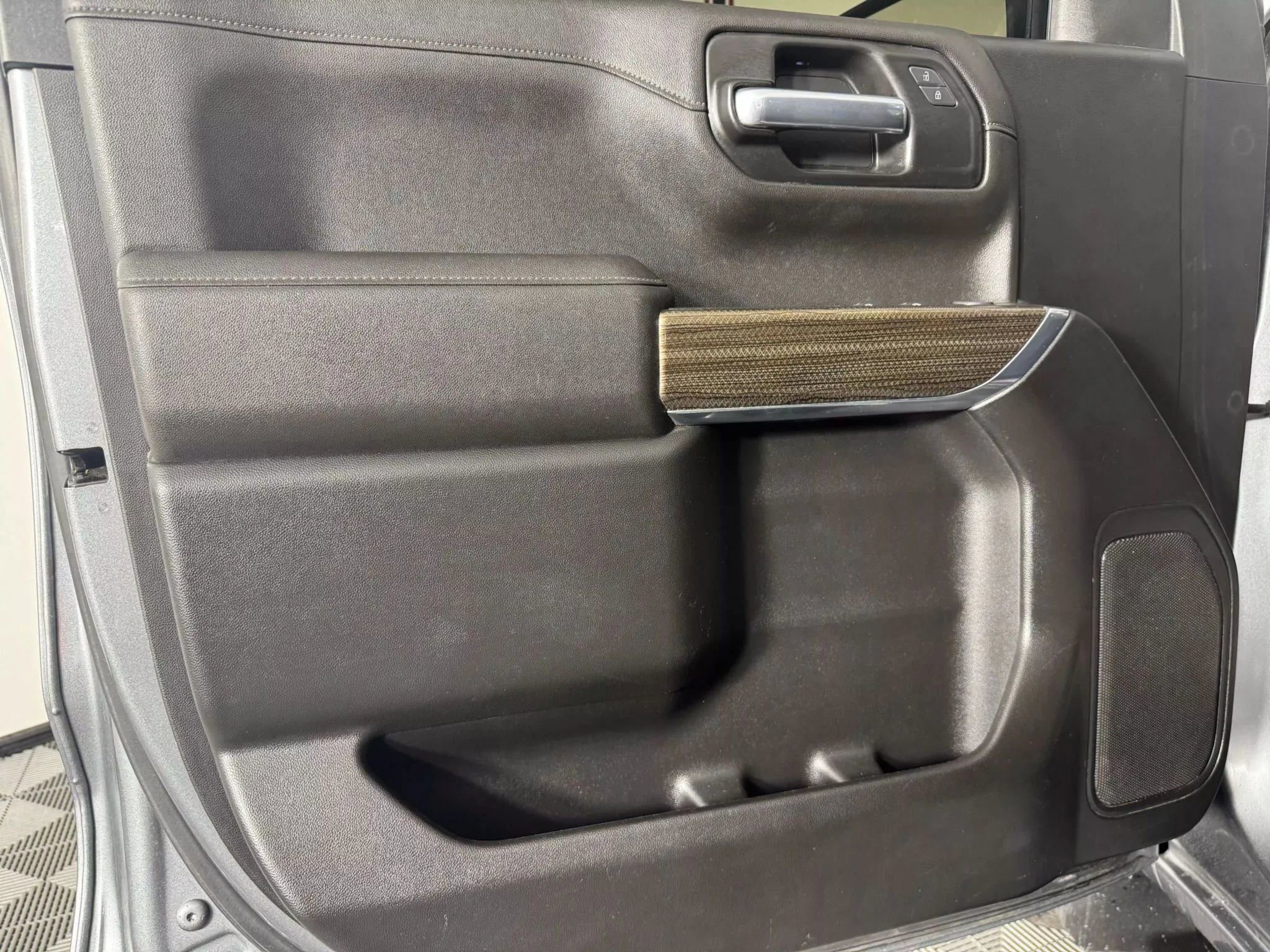 Used 2021 Chevrolet Silverado 1500 RST image 38