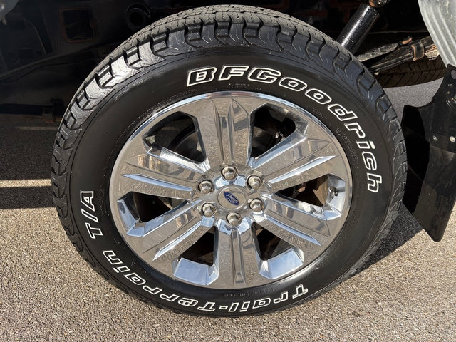 Used 2019 Ford F150 XLT w/ Equipment Group 302A Luxury AWD/4WD image 42