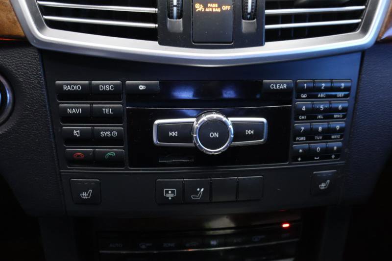 Used 2013 Mercedes-Benz E 350 4MATIC Sedan image 19
