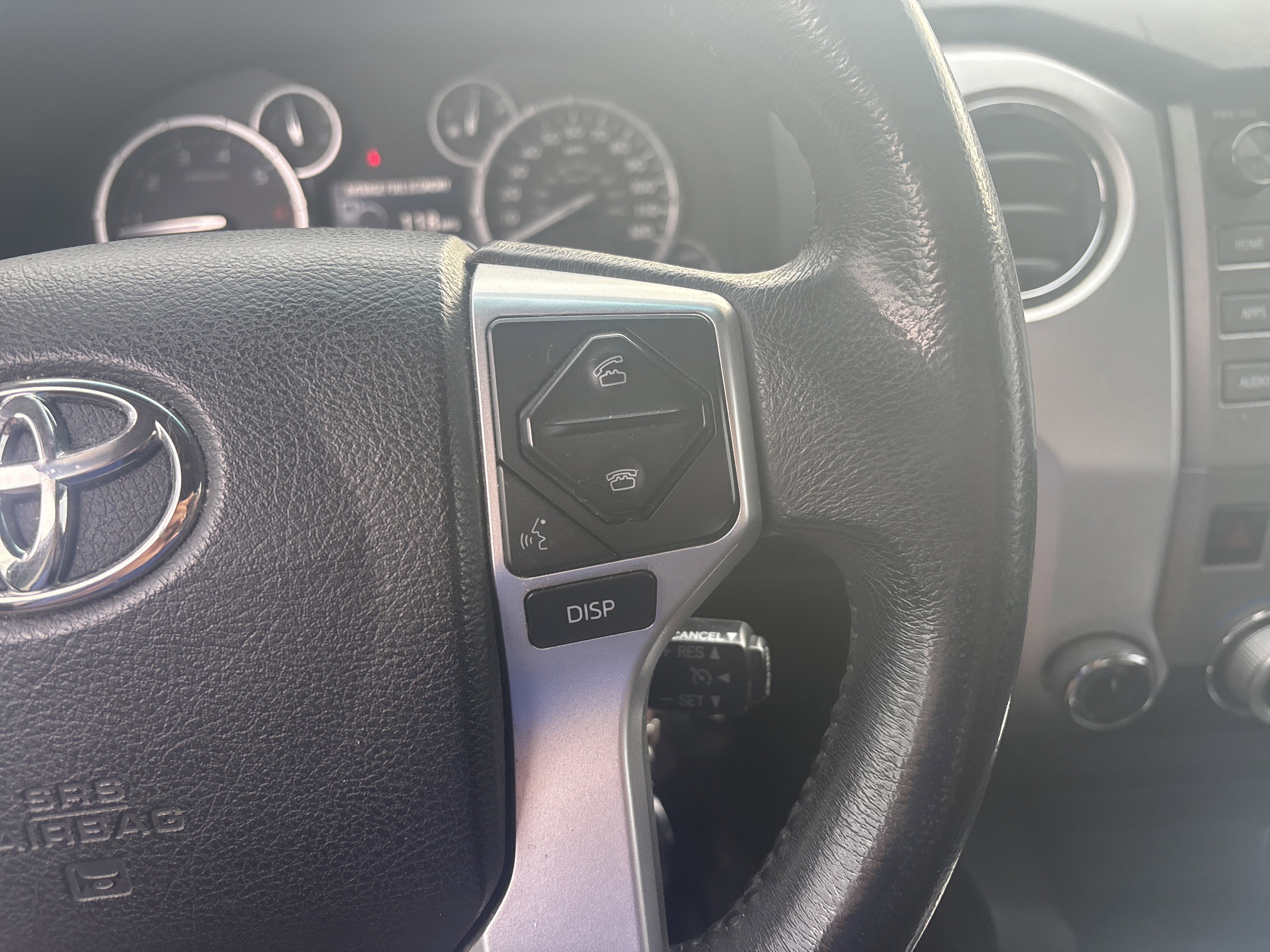 Used 2015 Toyota Tundra Limited AWD/4WD image 19