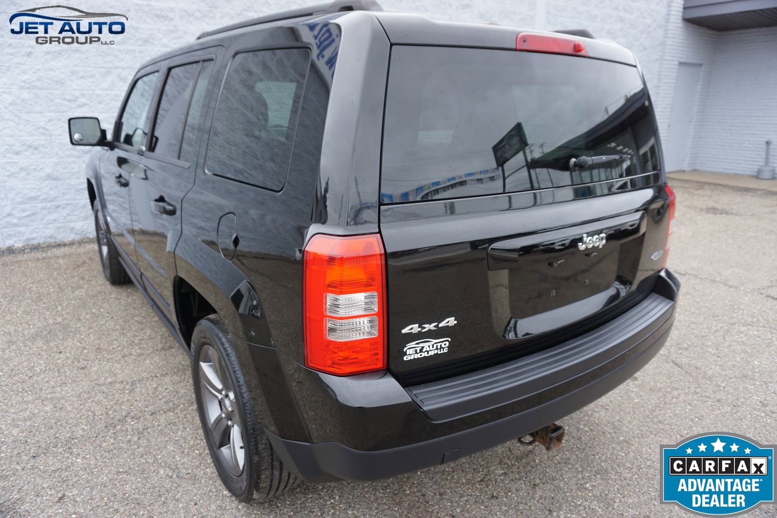 Used 2015 Jeep Patriot High Altitude AWD/4WD image 9