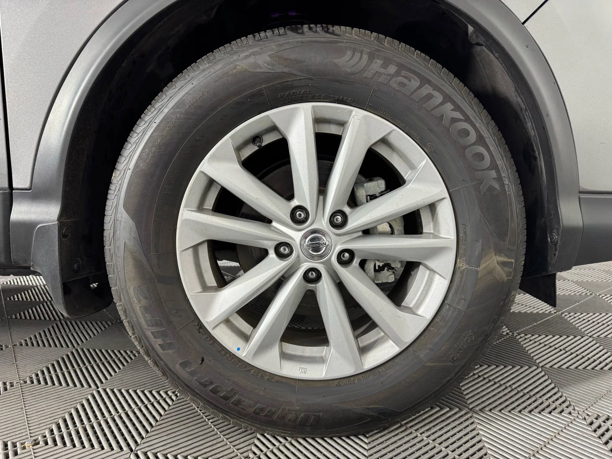 Used 2021 Nissan Rogue Sport SV image 45