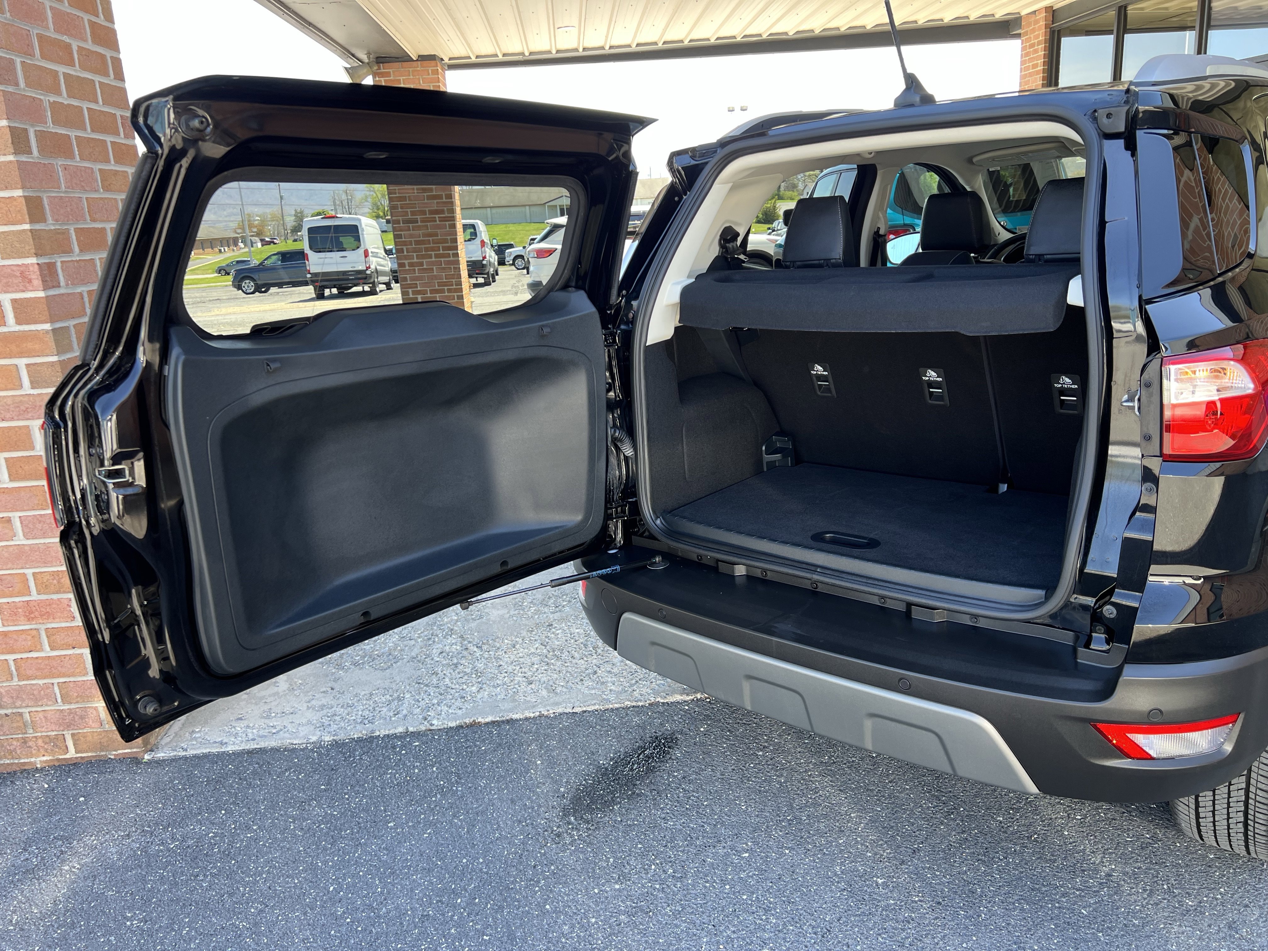 Used 2022 Ford EcoSport Titanium AWD/4WD image 43