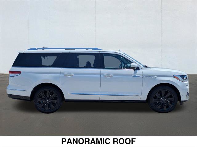 Certified 2023 Lincoln Navigator L Reserve AWD/4WD image 6
