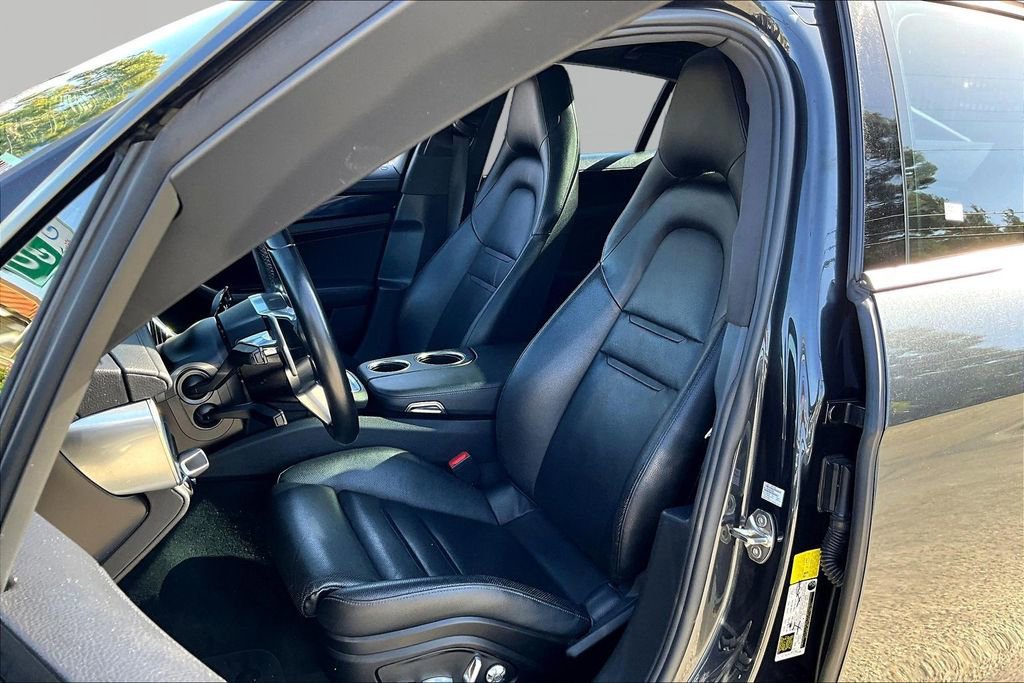 Used 2018 Porsche Panamera 4 AWD/4WD image 22