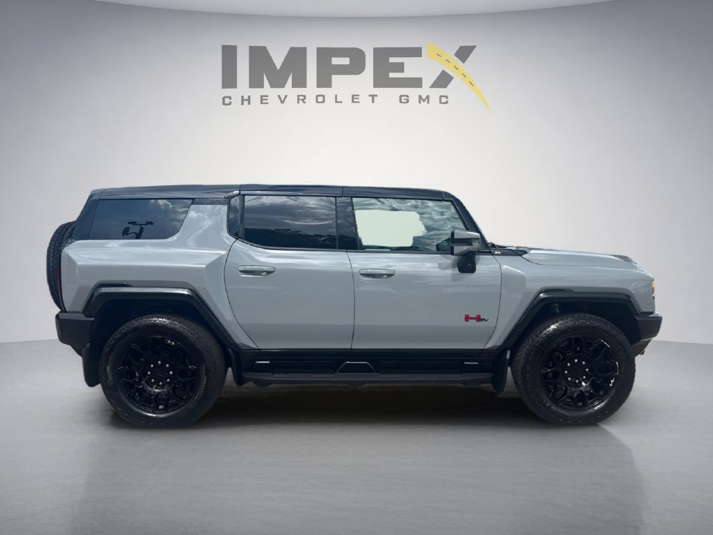 Used 2025 GMC Hummer EV 2X w/ LPO, Sport Package AWD/4WD image 7
