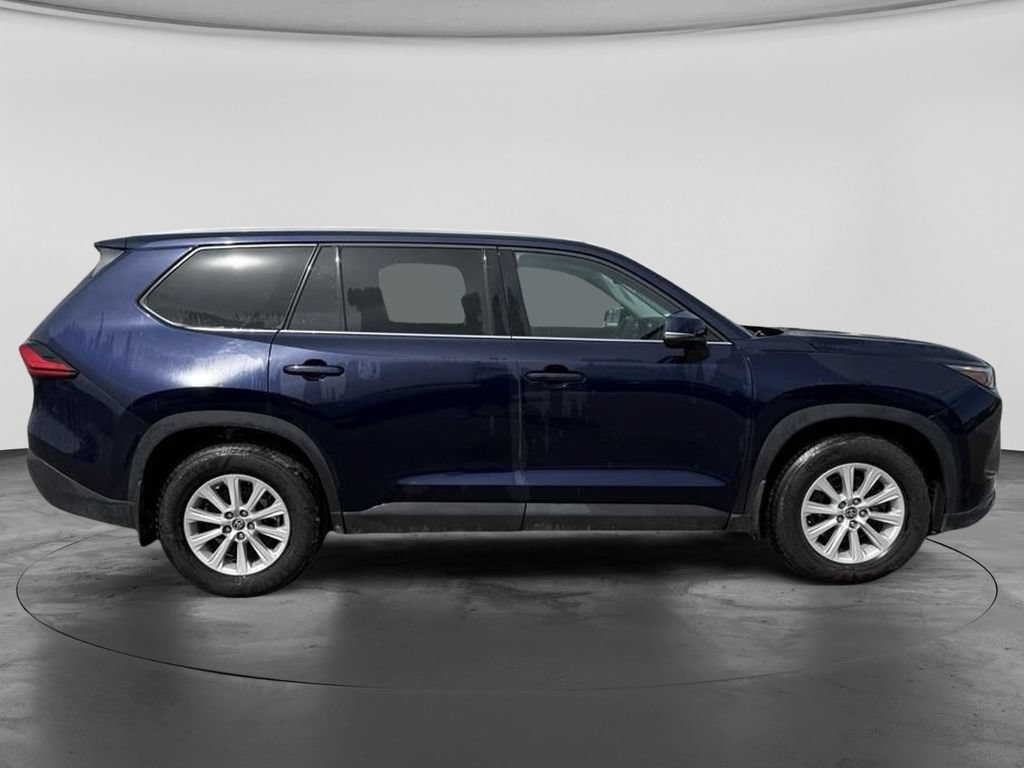 Used 2024 Toyota Grand Highlander AWD image 13