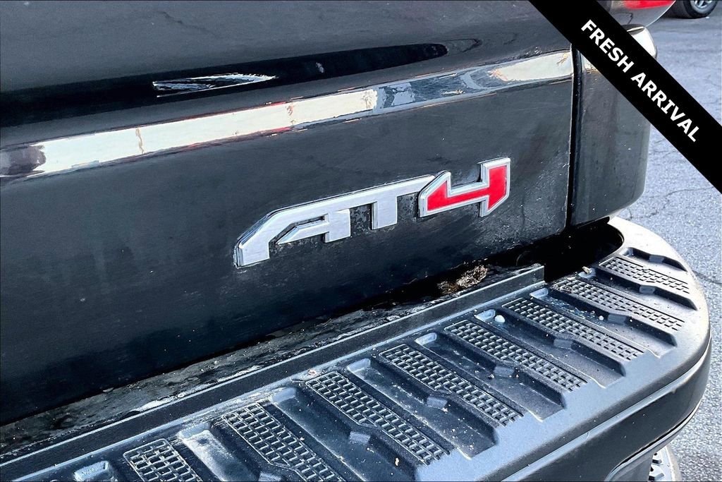 Used 2024 GMC Sierra 1500 AT4 w/ Technology Package image 24