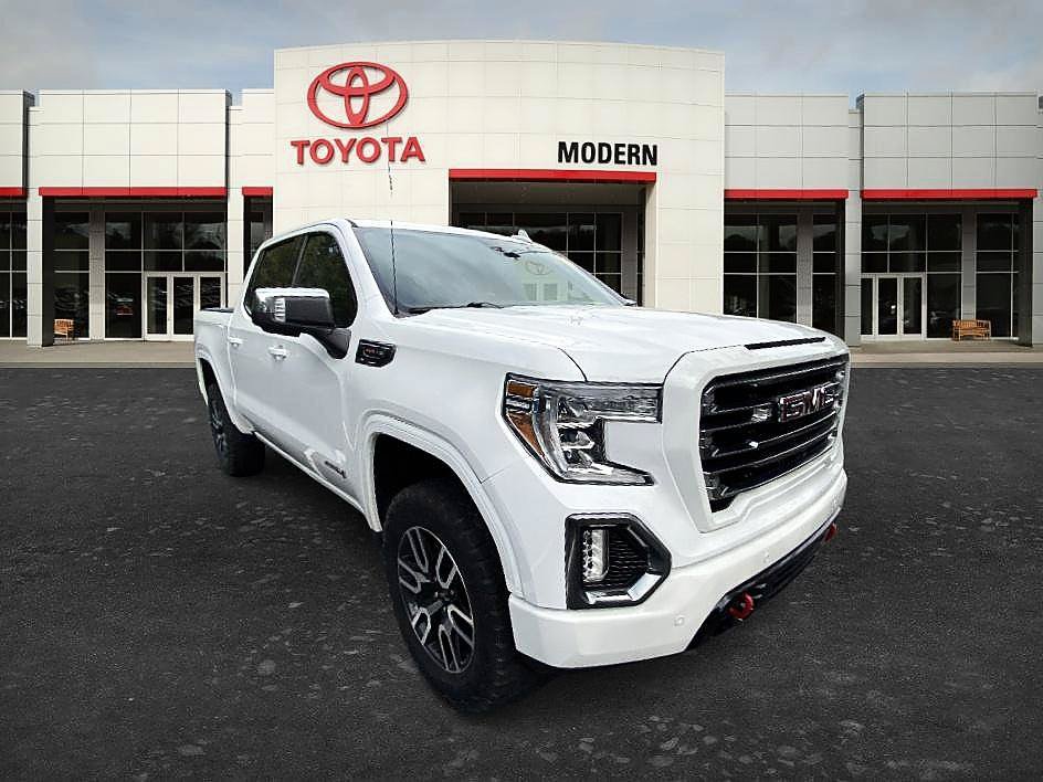 Used 2020 GMC Sierra 1500 AT4 w/ AT4 Premium Package AWD/4WD image 3