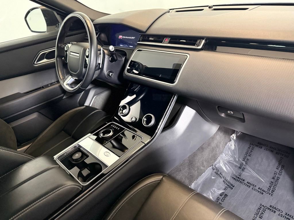 Used 2020 Land Rover Range Rover Velar R-Dynamic S image 23
