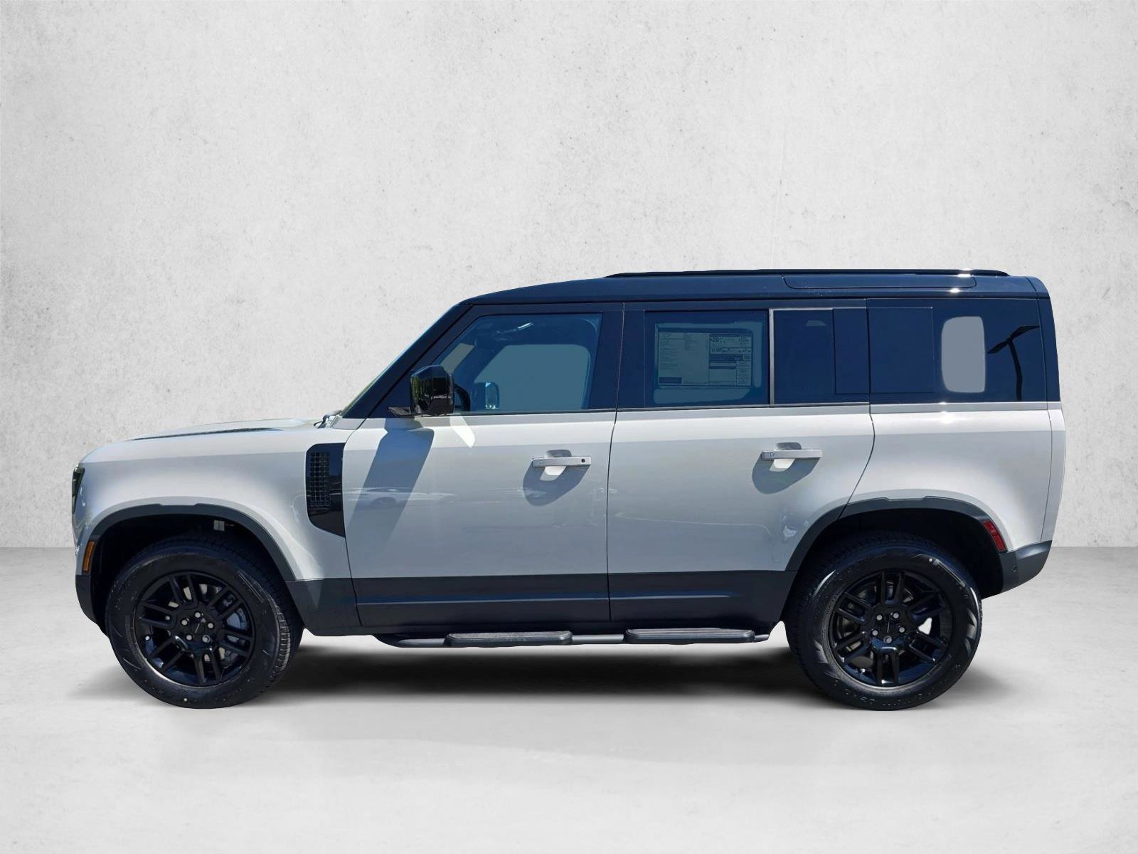 New 2026 Land Rover Defender 110 S AWD/4WD image 8
