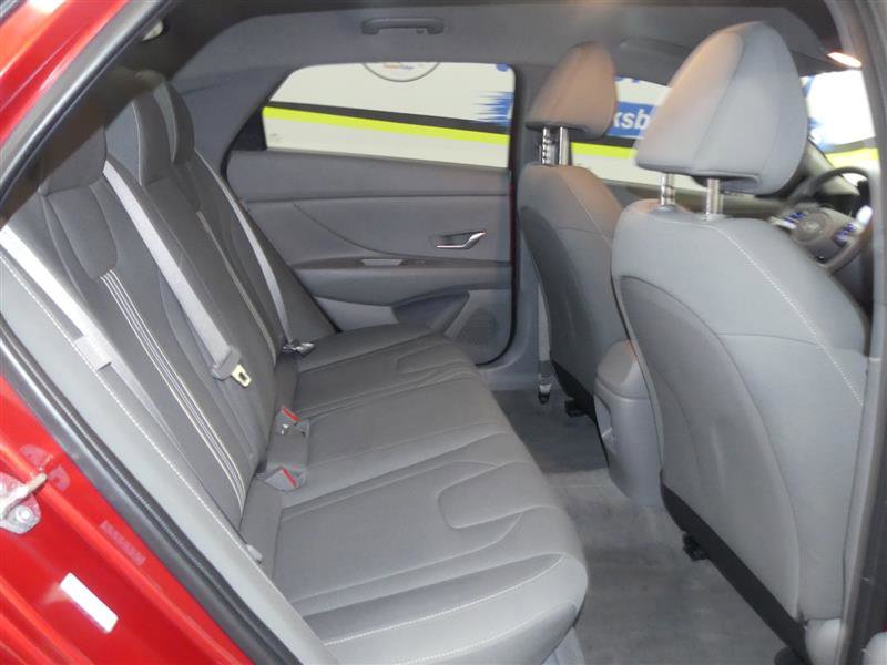 Used 2024 Hyundai Elantra SEL image 19