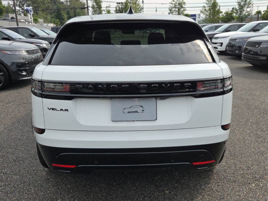 New 2026 Land Rover Range Rover Velar Dynamic SE image 6