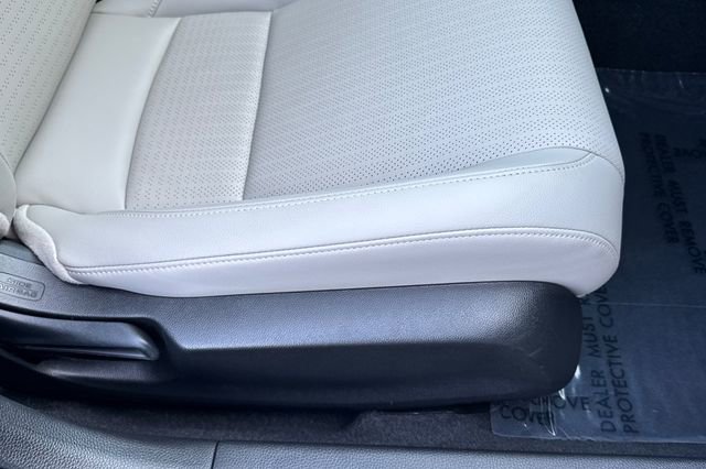Used 2024 Honda Civic EX-L image 23