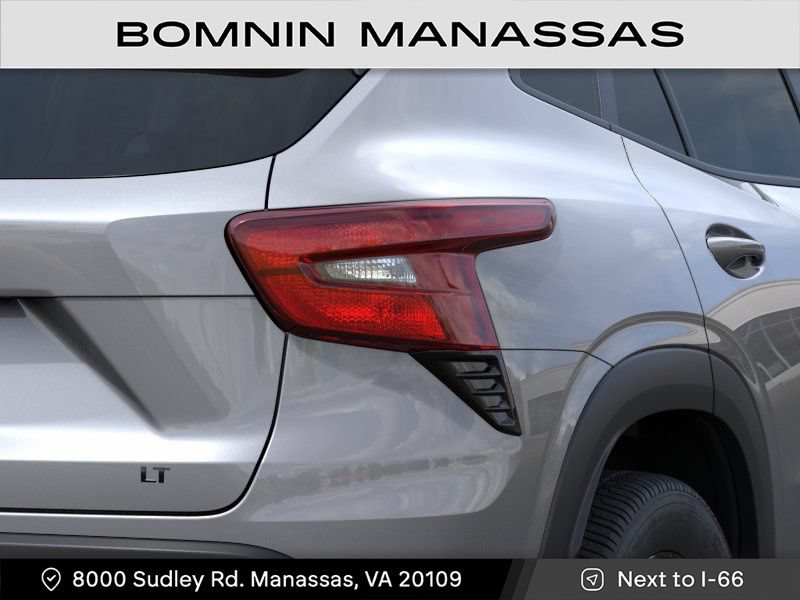 New 2026 Chevrolet Trax LT w/ Midnight Edition FWD image 11