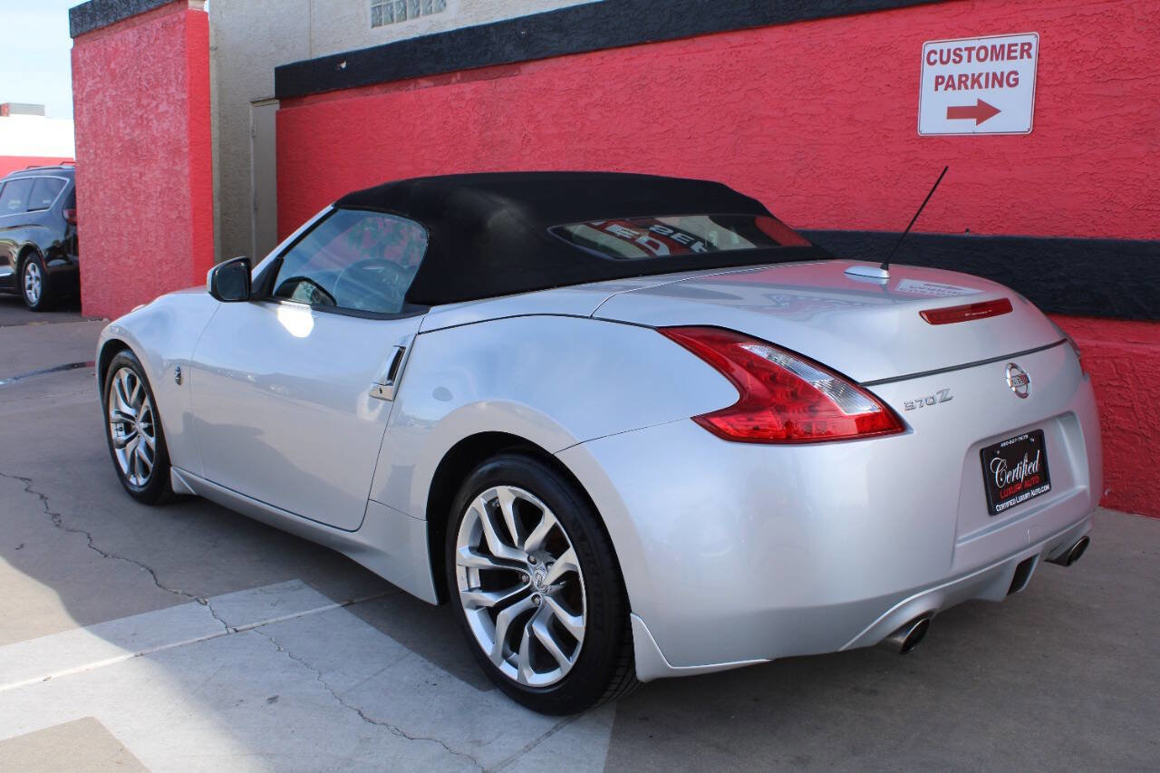 Used 2012 Nissan 370Z Roadster 2dr Convertible image 14