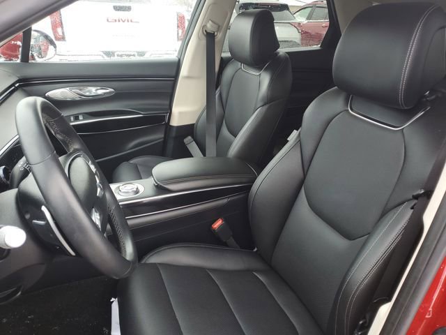 Used 2025 Genesis GV70 2.5T image 5