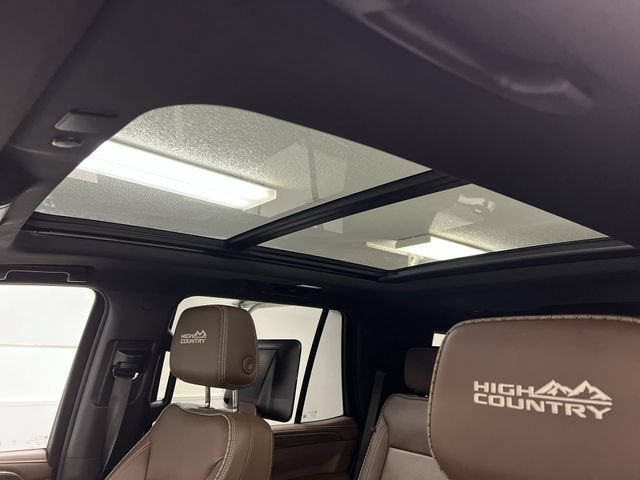 Certified 2023 Chevrolet Tahoe High Country w/ Premium Package 2 AWD/4WD image 19