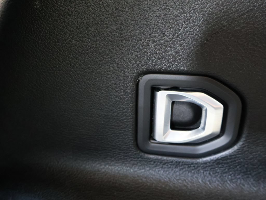 Used 2022 Jeep Grand Cherokee L Limited AWD/4WD image 65