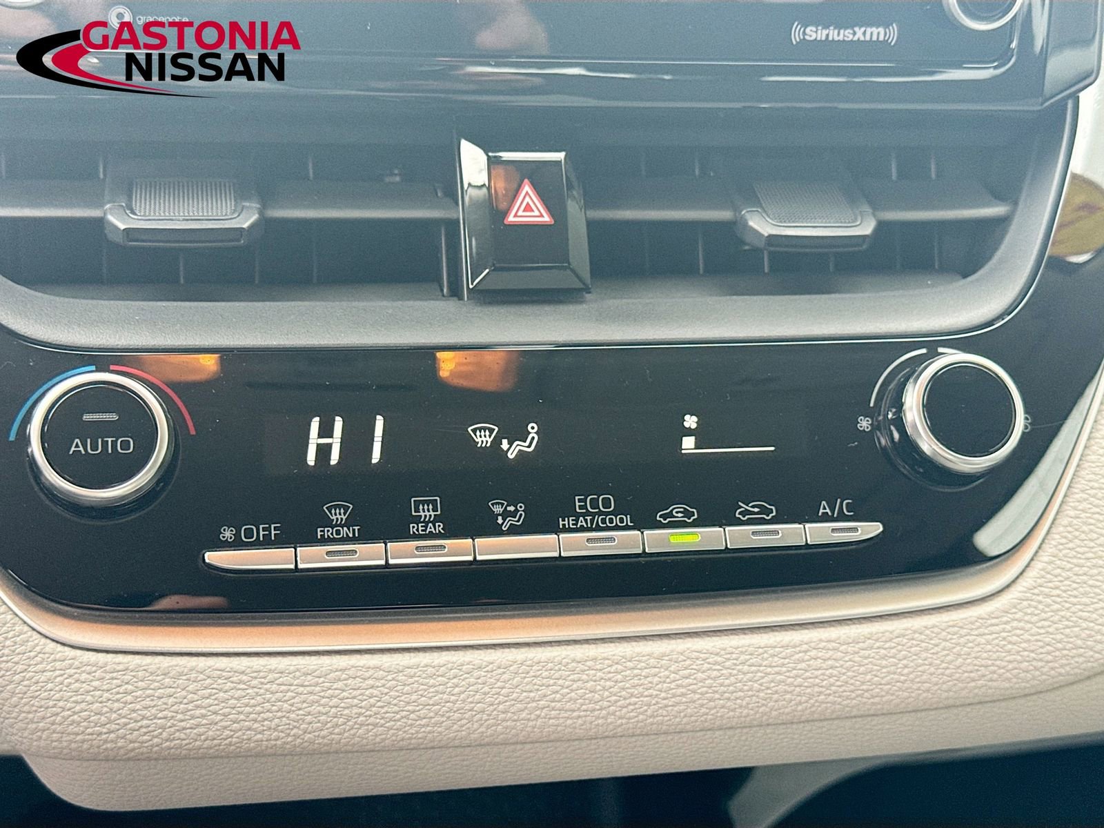 Used 2022 Toyota Corolla LE image 19