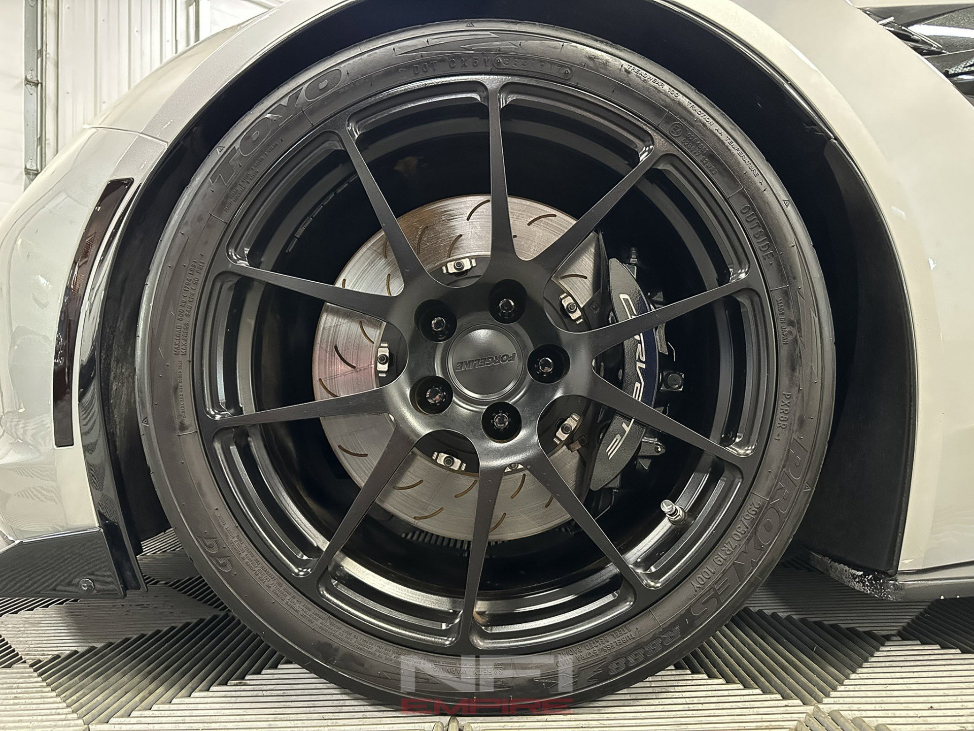 Used 2014 Chevrolet Corvette Stingray Convertible w/ 3LT Preferred Equipment Group image 21