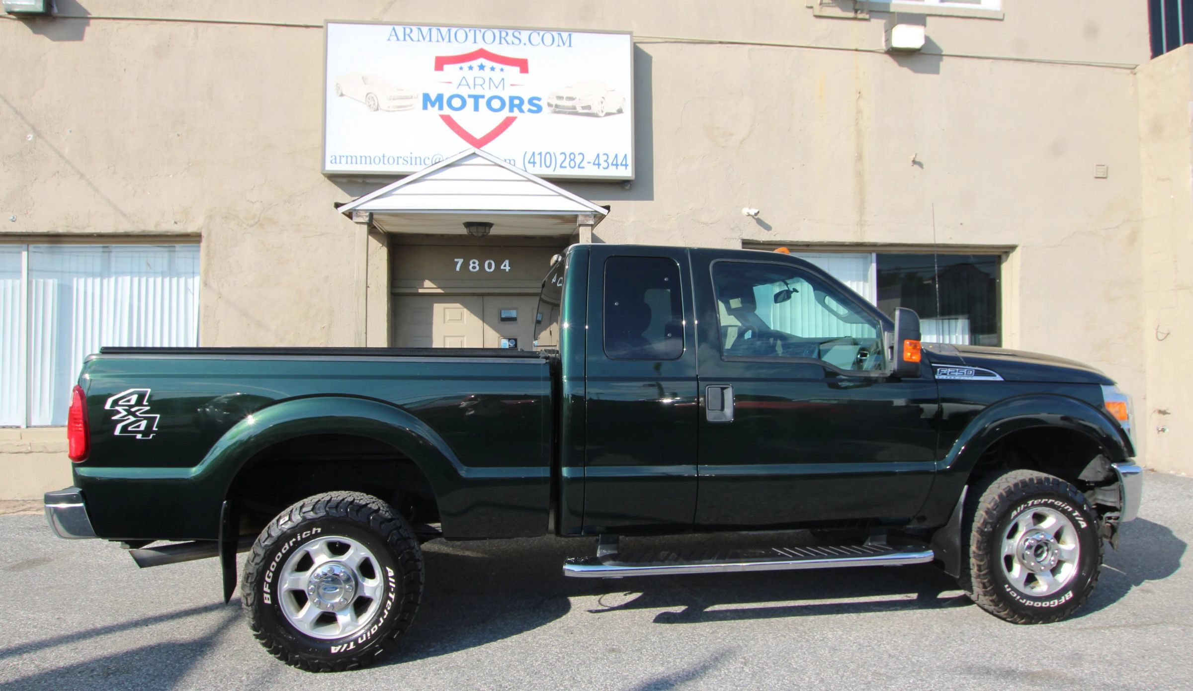 Used 2016 Ford F250 XLT w/ XLT Value Package AWD/4WD image 4