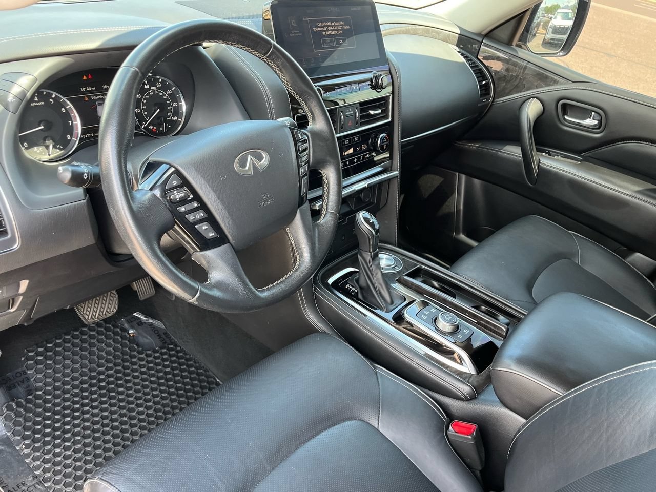 Certified 2023 INFINITI QX80 Luxe w/ All-Season Package RWD image 16