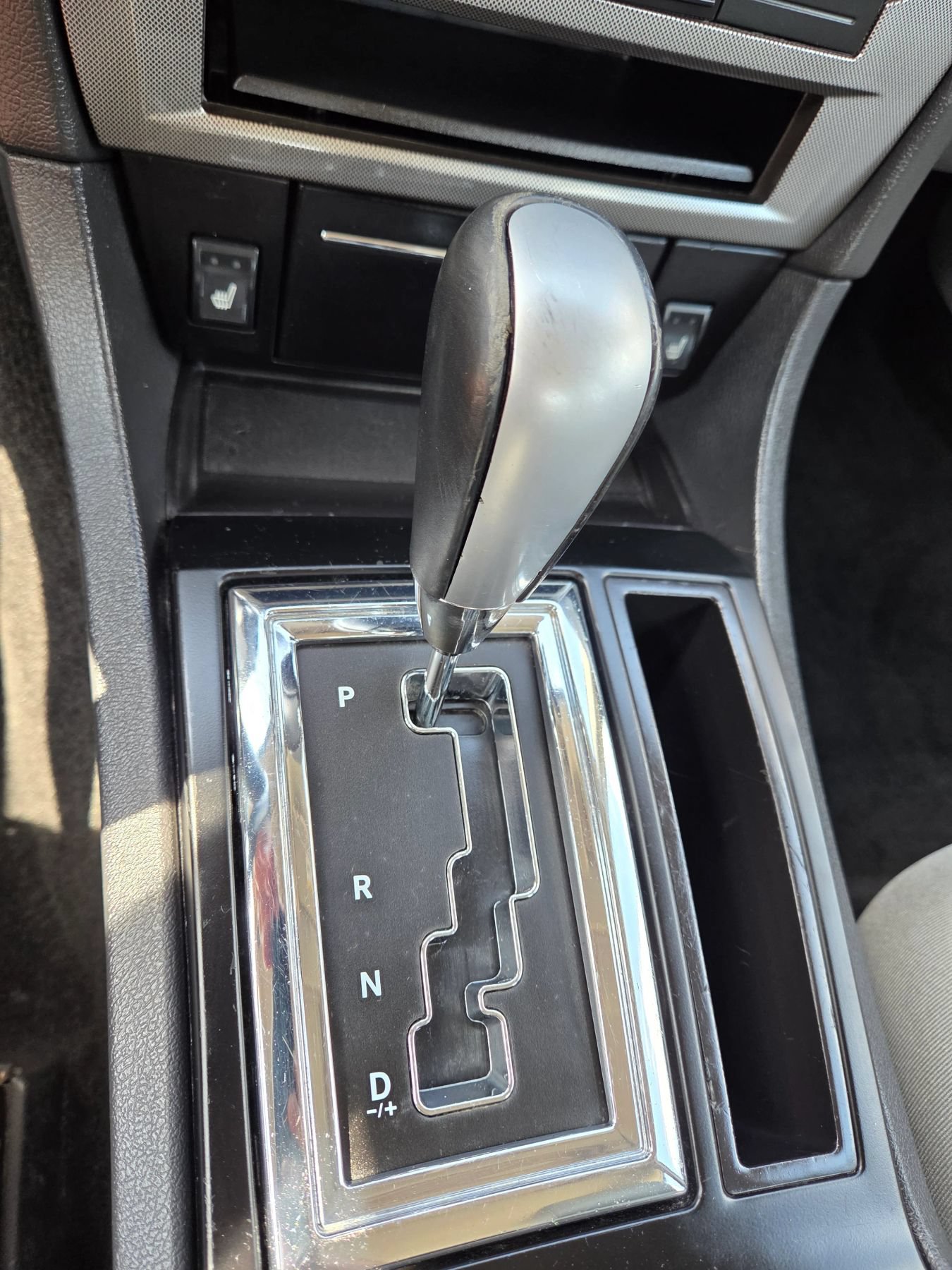 Used 2007 Chrysler 300 Touring w/ Comfort/Convenience Group RWD image 29