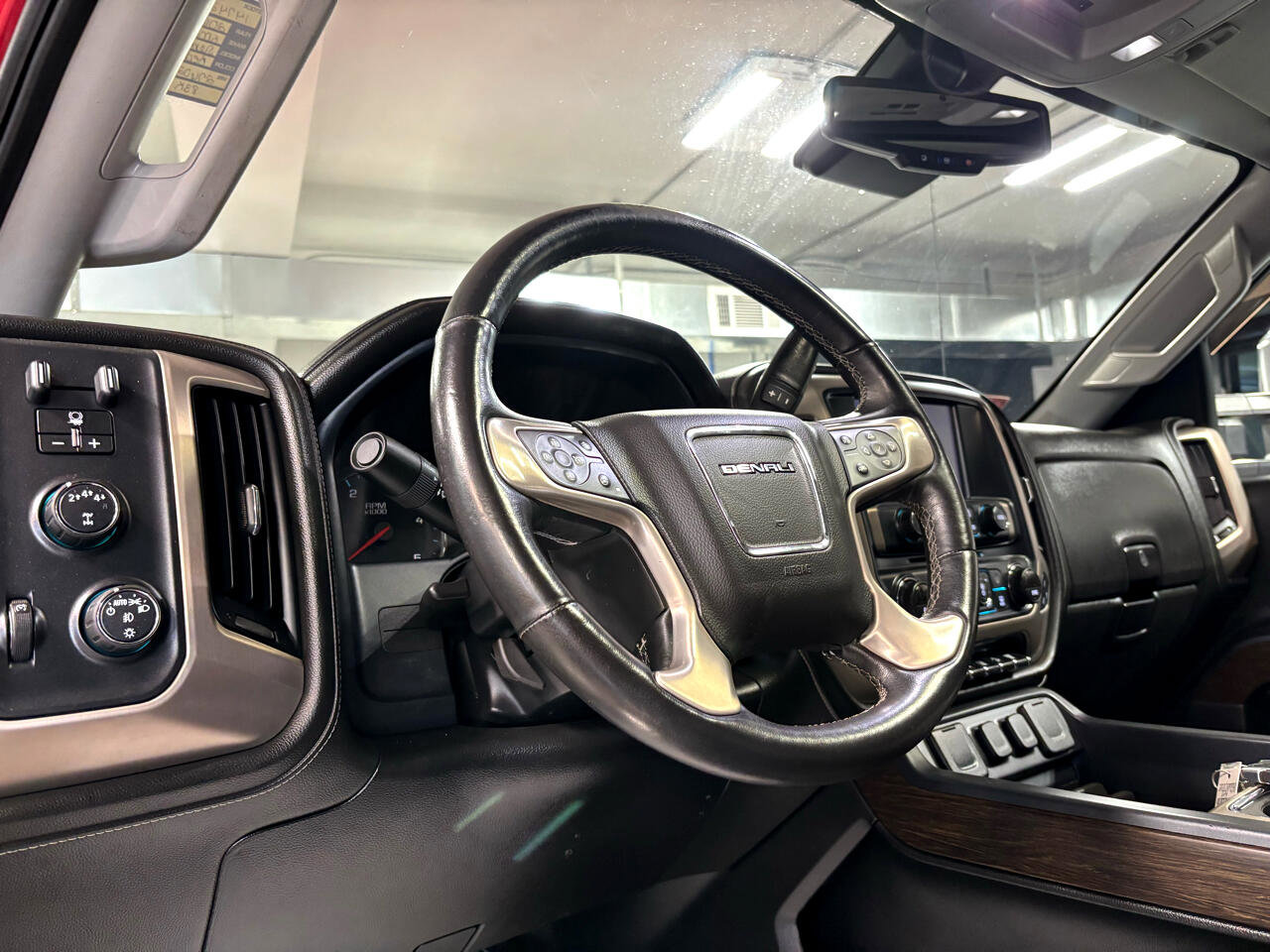 Used 2018 GMC Sierra 3500 Denali w/ Duramax Plus Package image 27