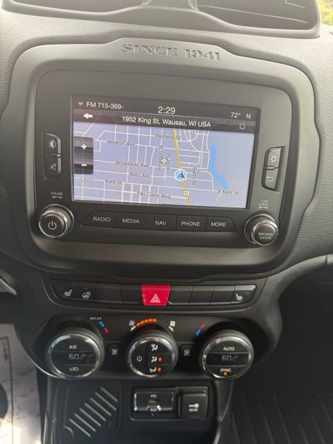 Used 2015 Jeep Renegade Limited FWD image 22