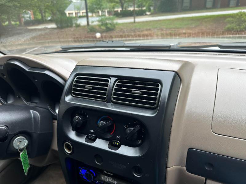 Used 2003 Nissan Frontier XE RWD image 36