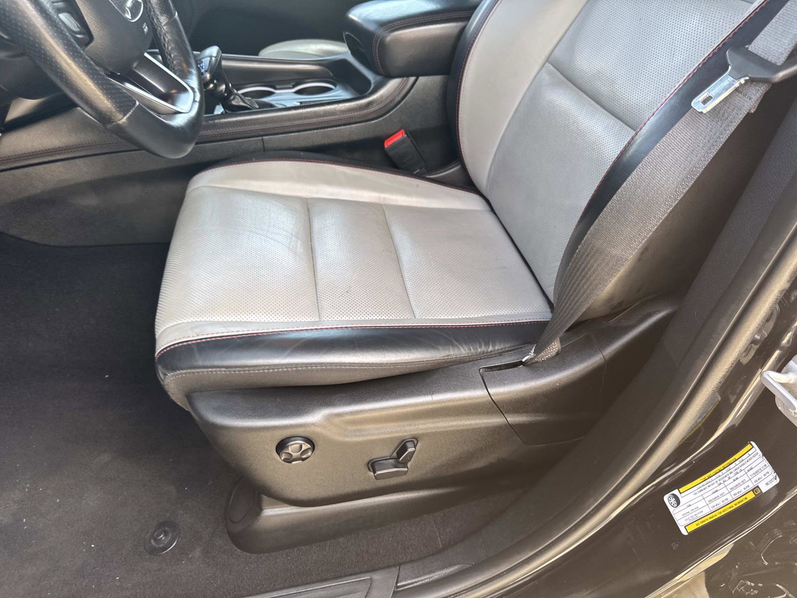 Certified 2024 Dodge Durango GT image 16