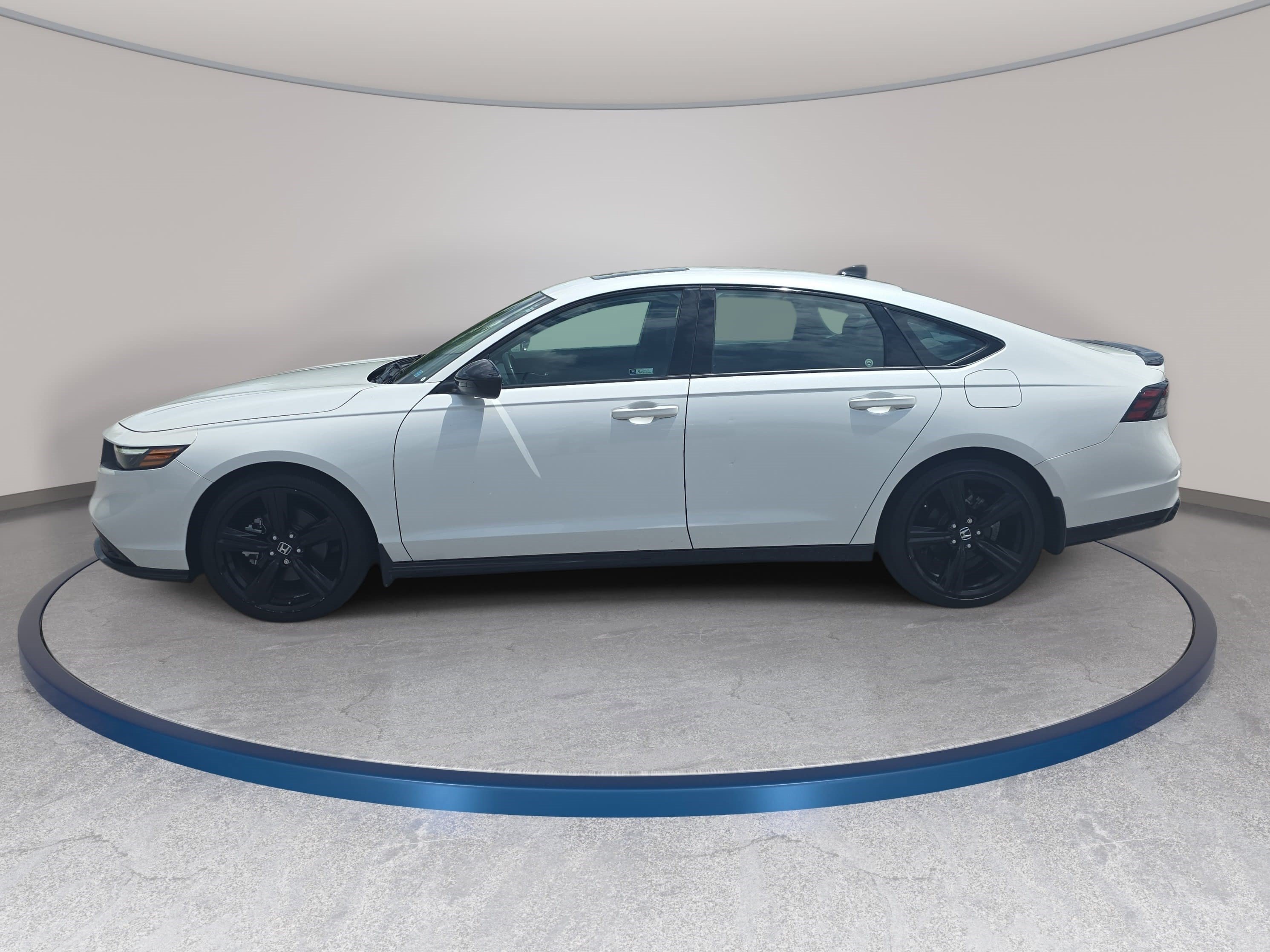 Used 2023 Honda Accord Sport image 8
