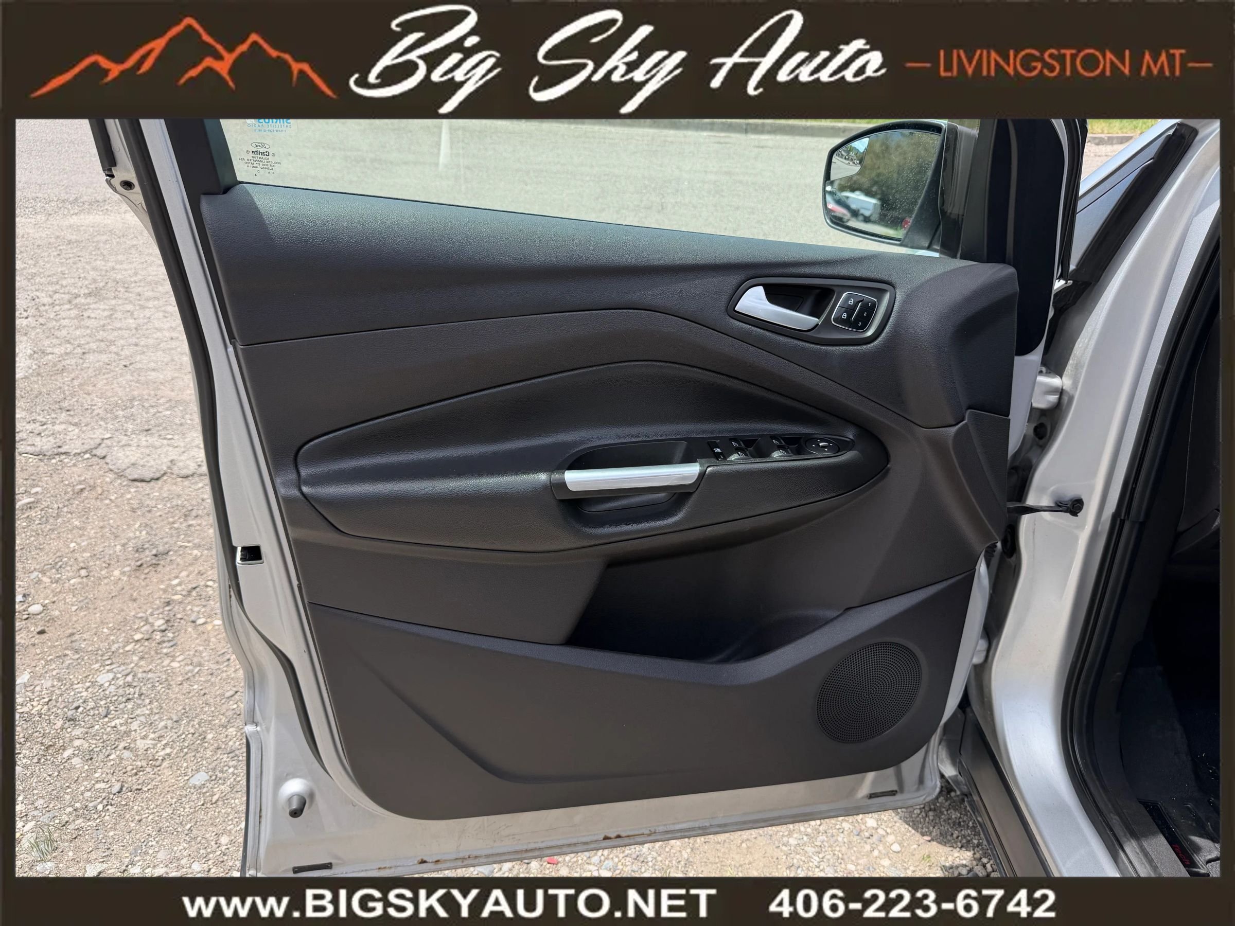 Used 2015 Ford Escape Titanium AWD/4WD image 11