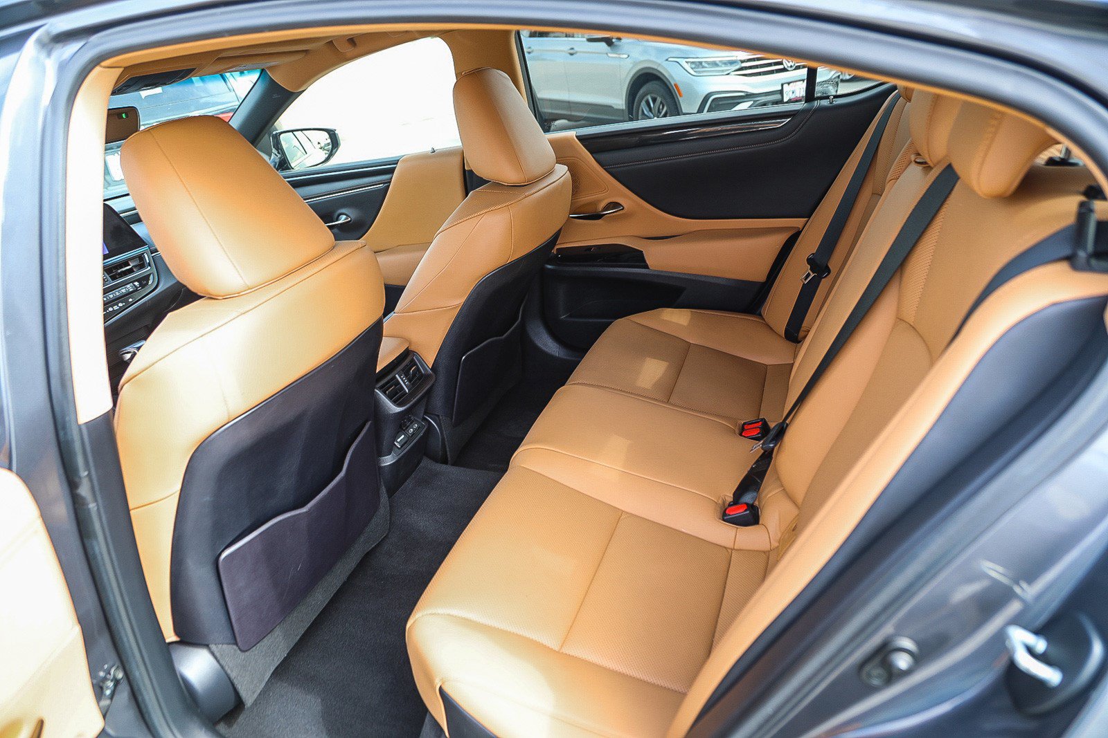 Certified 2023 Lexus ES 350 FWD image 18