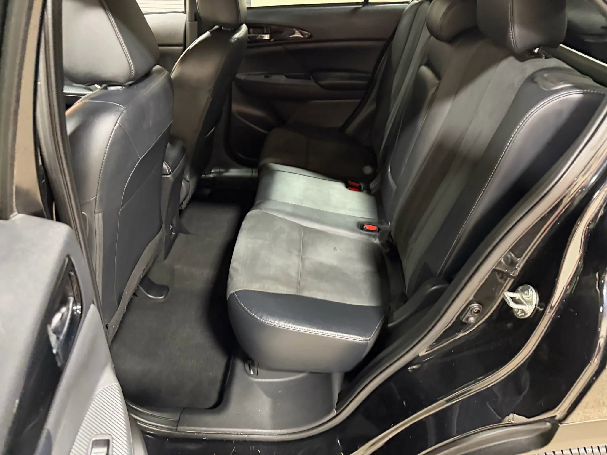 Used 2023 Mitsubishi Eclipse Cross SE image 34