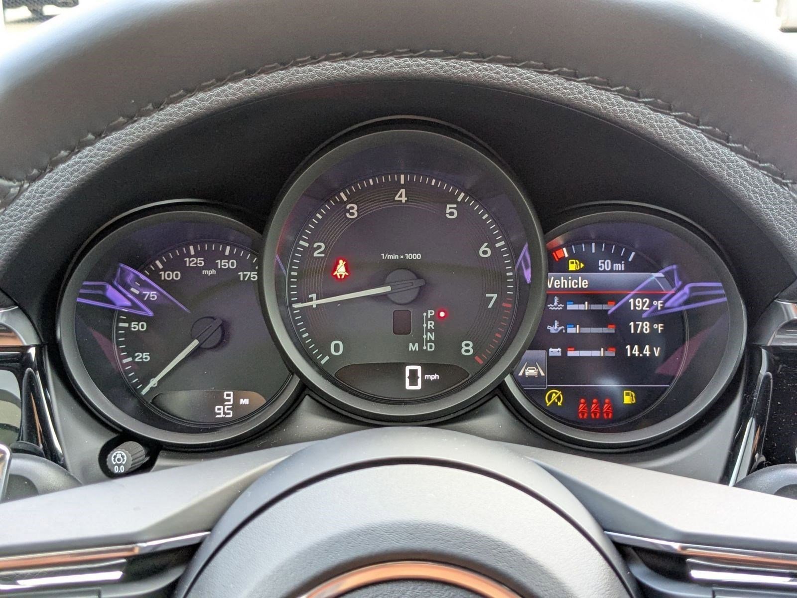 Certified 2026 Porsche Macan AWD/4WD image 16