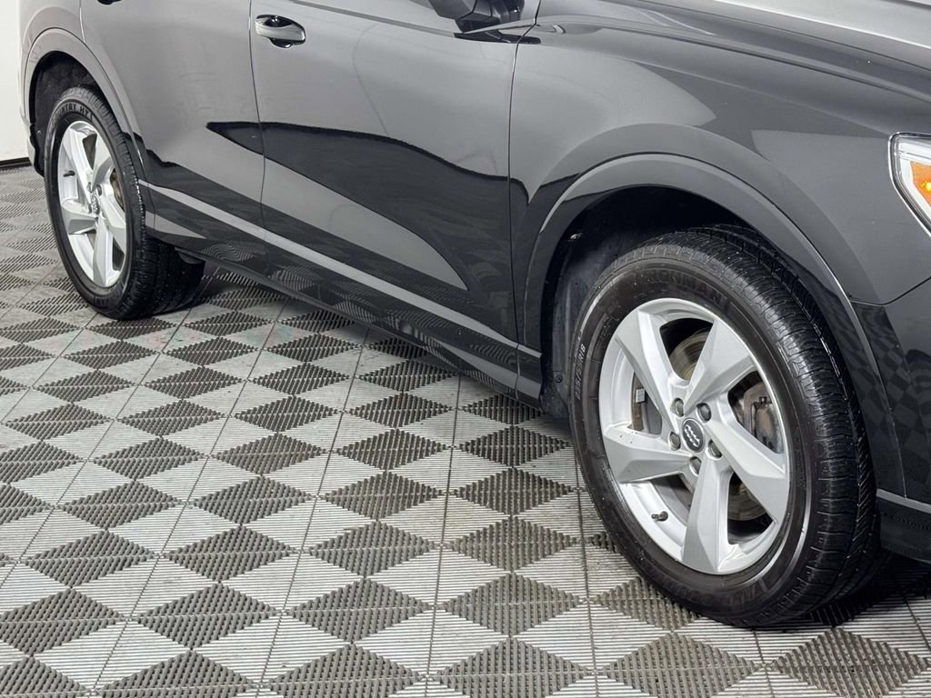 Used 2020 Audi Q3 2.0T Premium Plus w/ Premium Plus Package image 12